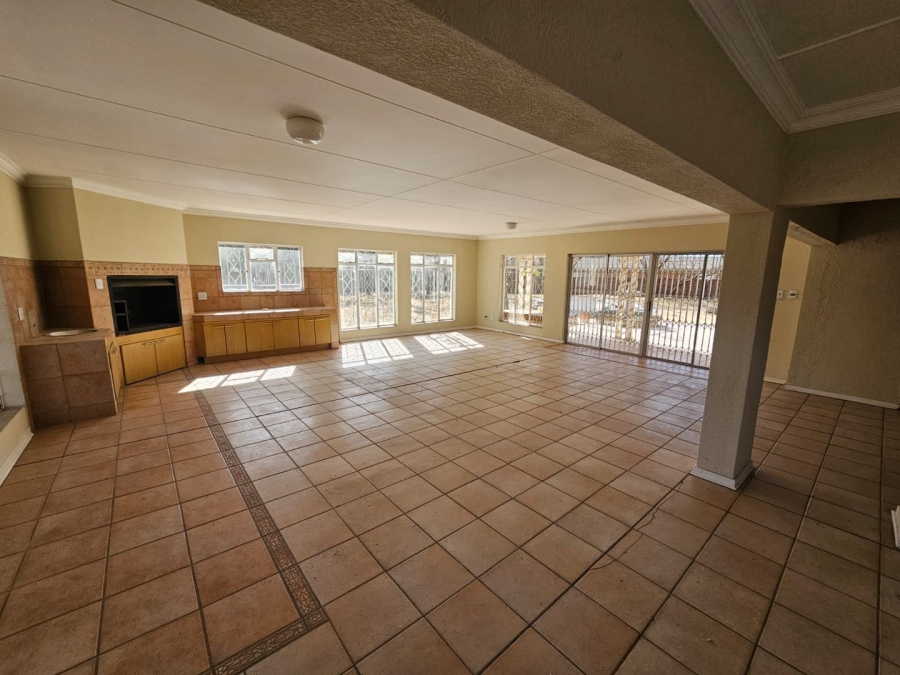 3 Bedroom Property for Sale in Three Rivers Proper Gauteng