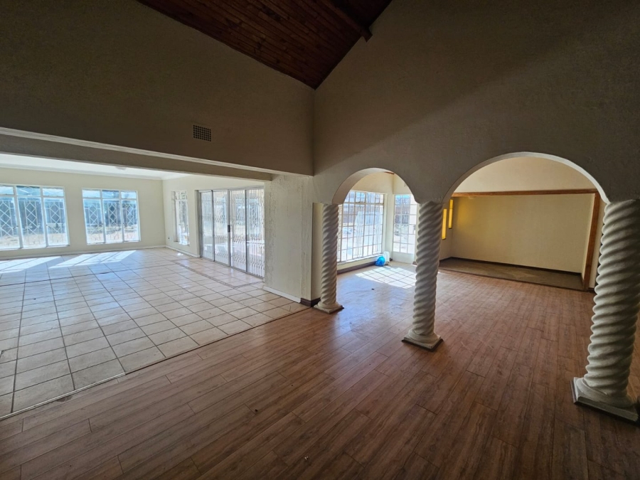 3 Bedroom Property for Sale in Three Rivers Proper Gauteng
