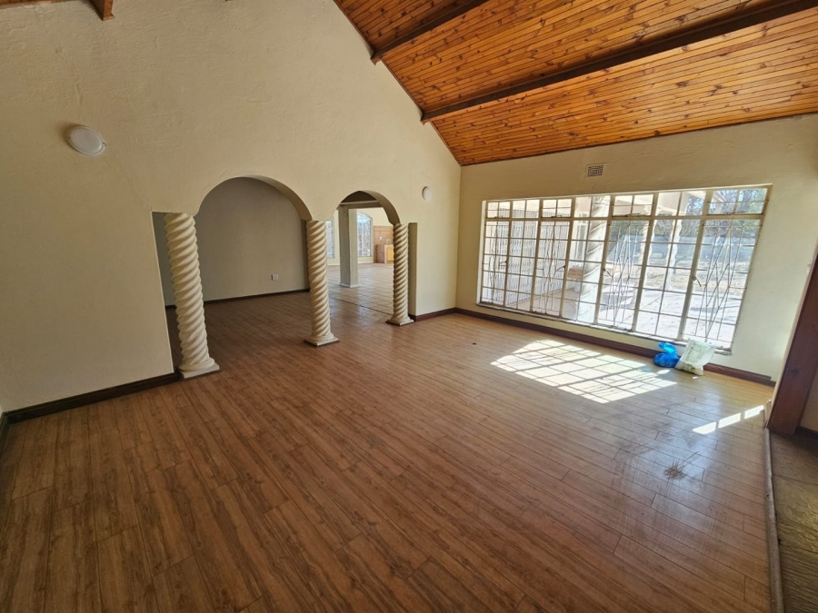 3 Bedroom Property for Sale in Three Rivers Proper Gauteng