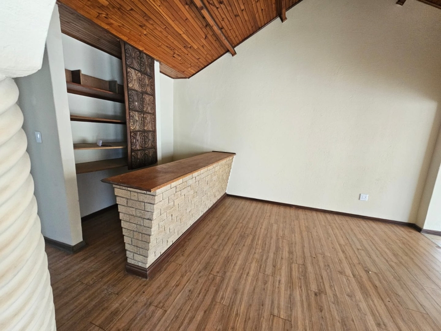 3 Bedroom Property for Sale in Three Rivers Proper Gauteng