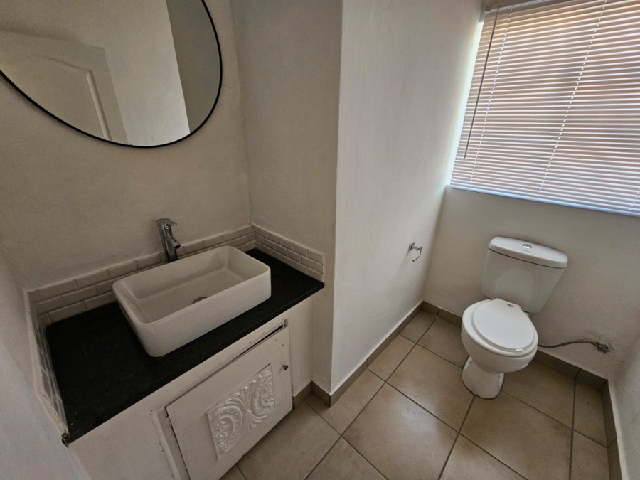 3 Bedroom Property for Sale in Three Rivers Proper Gauteng