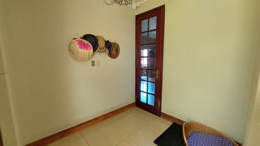 3 Bedroom Property for Sale in Three Rivers Proper Gauteng