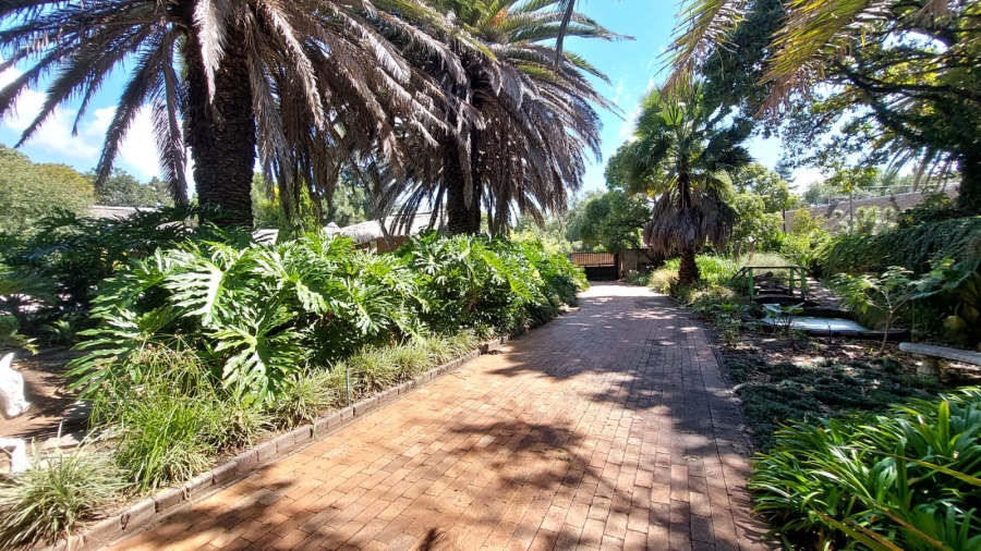 3 Bedroom Property for Sale in Three Rivers Proper Gauteng