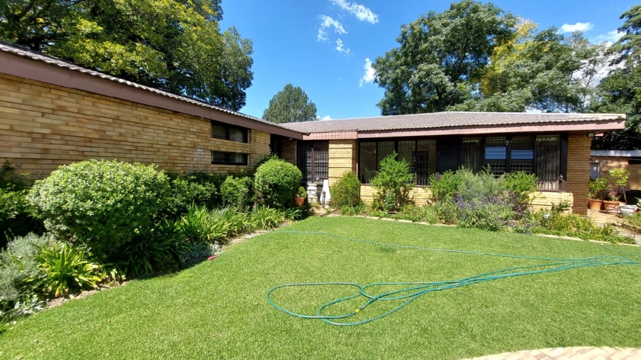 3 Bedroom Property for Sale in Three Rivers Proper Gauteng