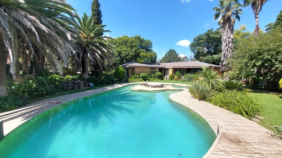 3 Bedroom Property for Sale in Three Rivers Proper Gauteng