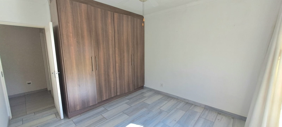 5 Bedroom Property for Sale in Three Rivers Proper Gauteng