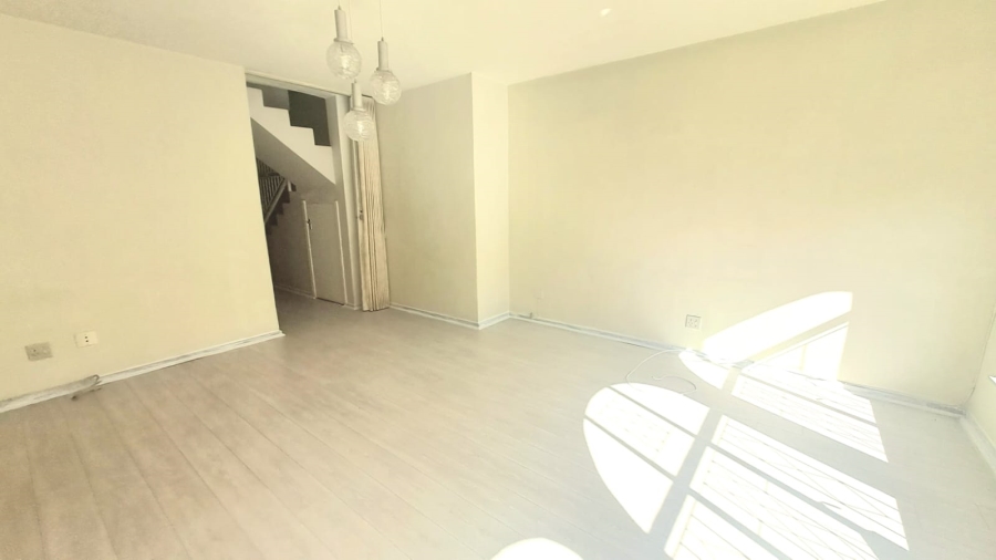 3 Bedroom Property for Sale in Three Rivers Gauteng