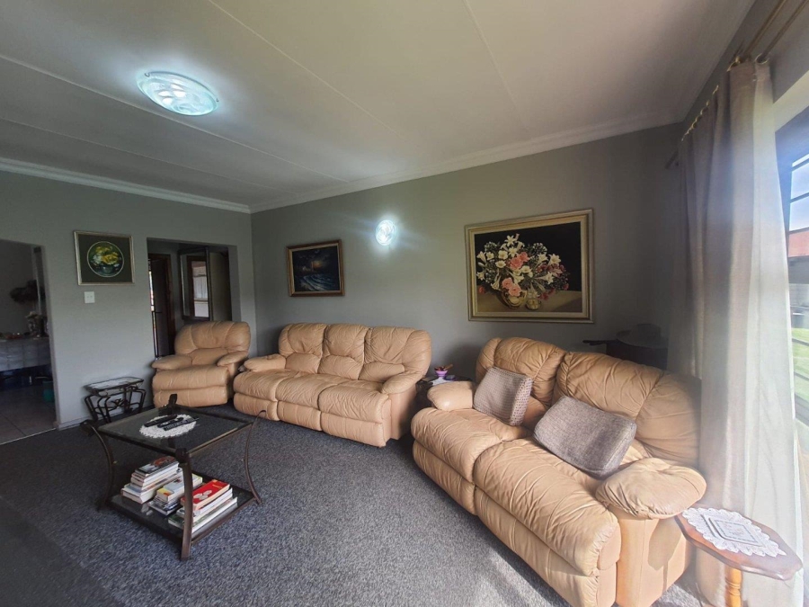 3 Bedroom Property for Sale in Sonland Park Gauteng