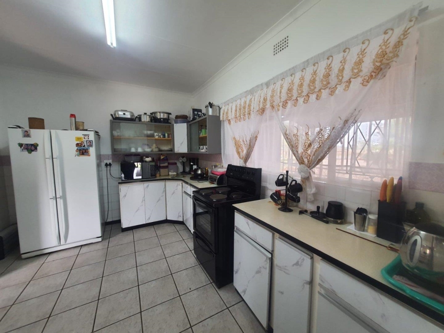 3 Bedroom Property for Sale in Sonland Park Gauteng