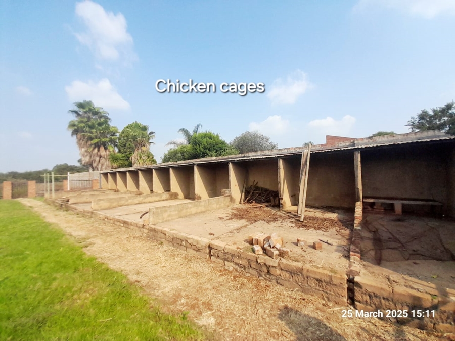 7 Bedroom Property for Sale in Pretoria North Gauteng