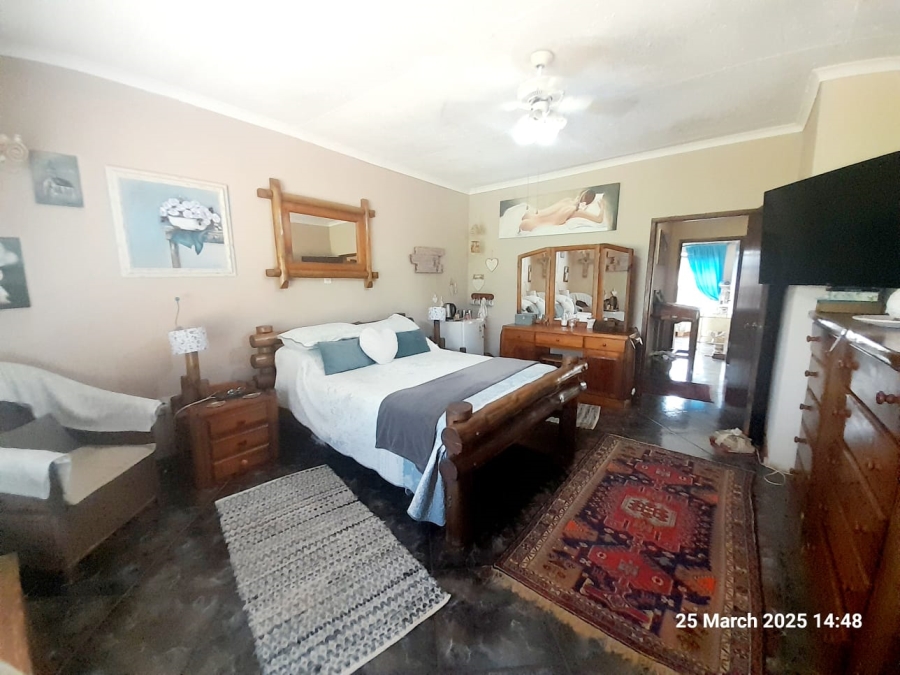 7 Bedroom Property for Sale in Pretoria North Gauteng