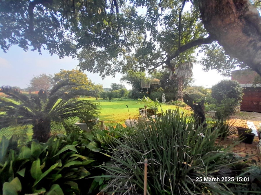 7 Bedroom Property for Sale in Pretoria North Gauteng