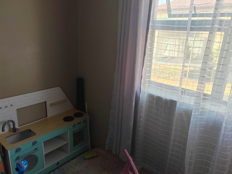 3 Bedroom Property for Sale in Geduld Ext 2 Gauteng