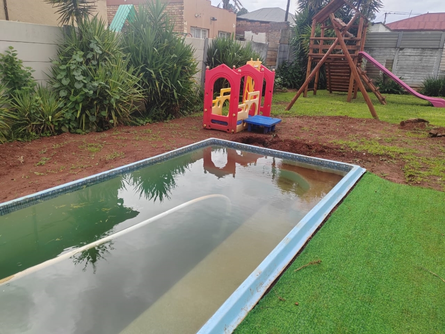 3 Bedroom Property for Sale in Geduld Ext 2 Gauteng
