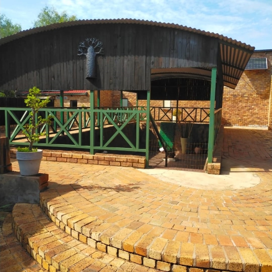 13 Bedroom Property for Sale in Pretoria North Gauteng