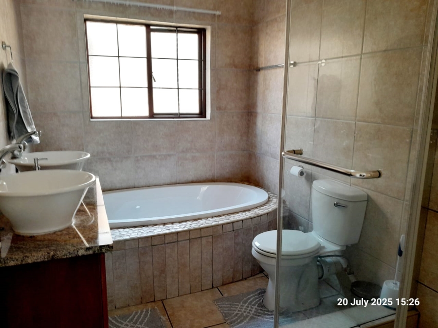 4 Bedroom Property for Sale in Montana Gauteng