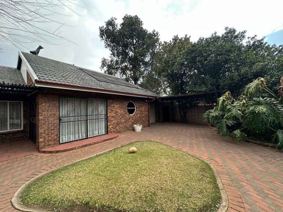 3 Bedroom Property for Sale in Waldrift Gauteng