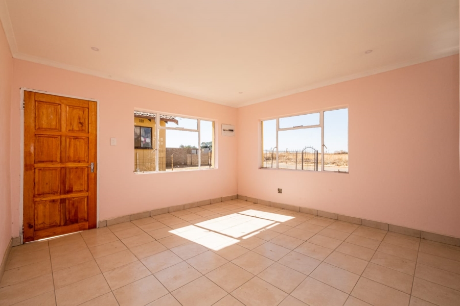 2 Bedroom Property for Sale in Lower Finsbury Gauteng