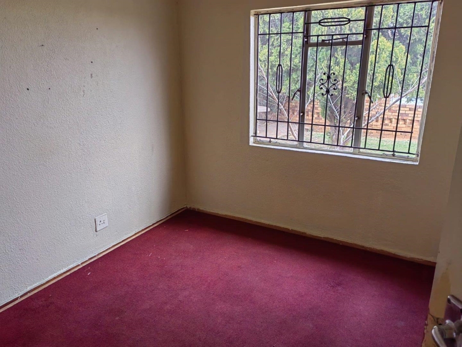3 Bedroom Property for Sale in Mohlakeng Gauteng