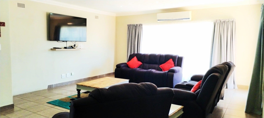 6 Bedroom Property for Sale in Rant En Dal Gauteng