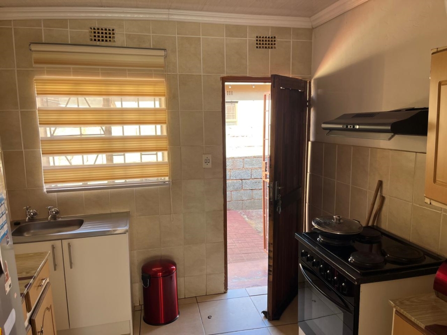 3 Bedroom Property for Sale in Mohlakeng Gauteng