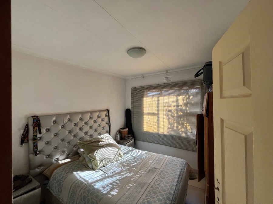 3 Bedroom Property for Sale in Mohlakeng Gauteng