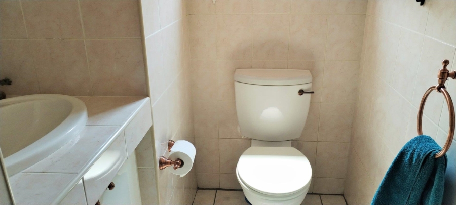 2 Bedroom Property for Sale in Rant En Dal Gauteng