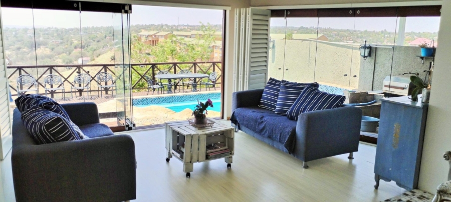 2 Bedroom Property for Sale in Rant En Dal Gauteng