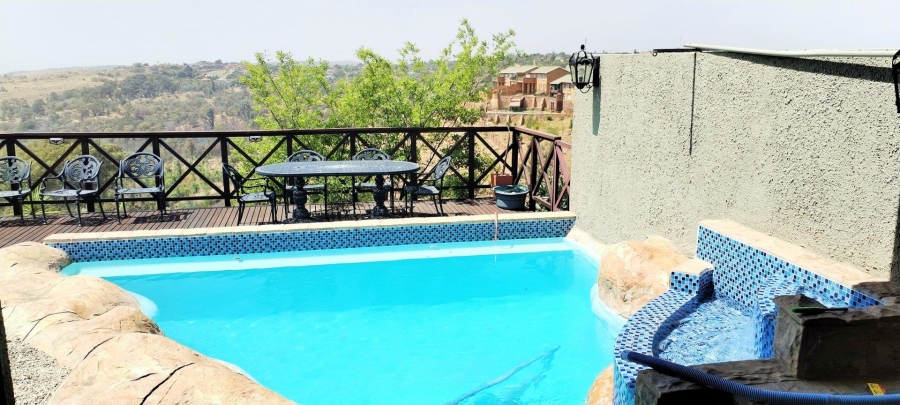 2 Bedroom Property for Sale in Rant En Dal Gauteng