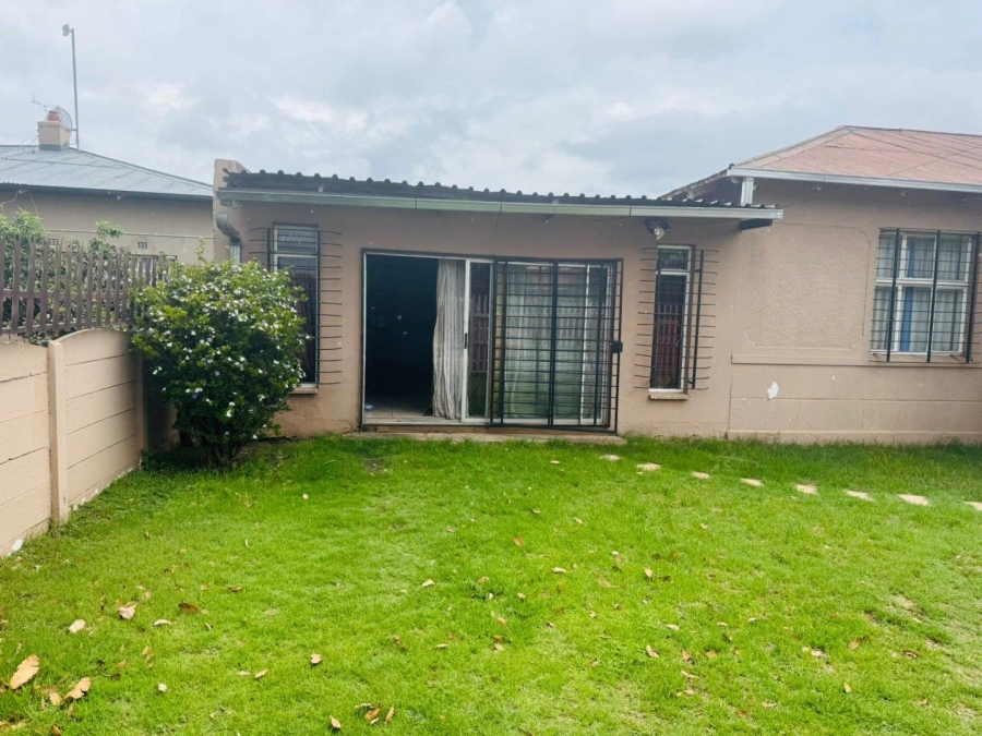 3 Bedroom Property for Sale in Randfontein Central Gauteng