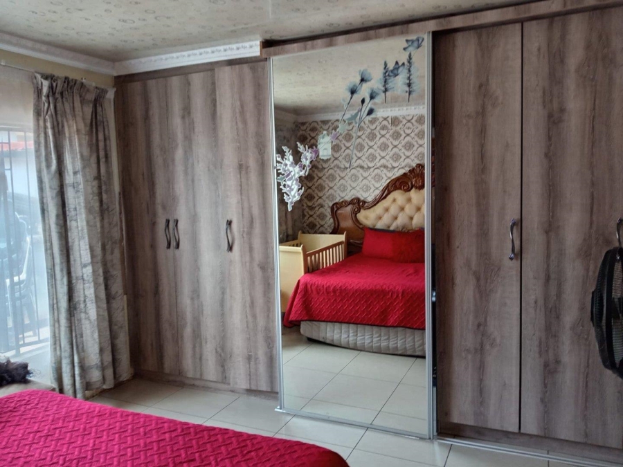 3 Bedroom Property for Sale in Mohlakeng Gauteng