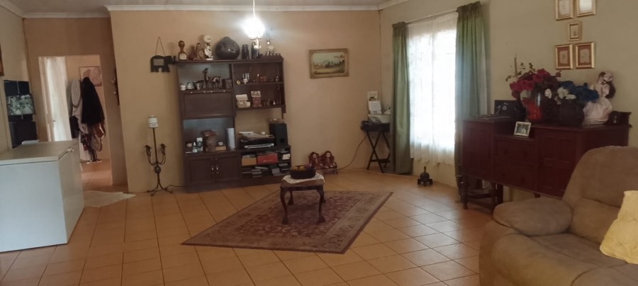 4 Bedroom Property for Sale in Homelake Gauteng