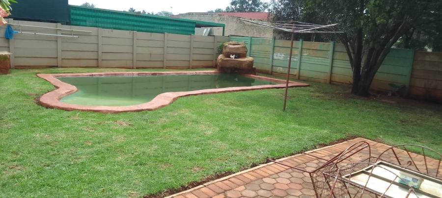 4 Bedroom Property for Sale in Homelake Gauteng