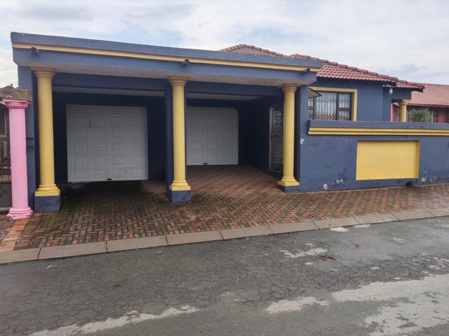 3 Bedroom Property for Sale in Kagiso Gauteng