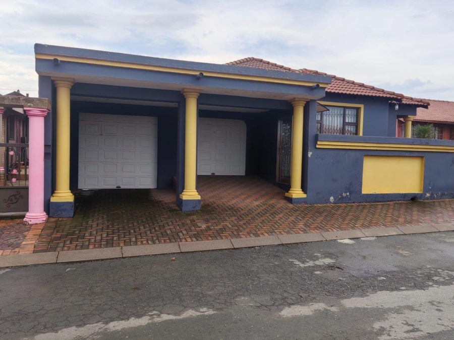 3 Bedroom Property for Sale in Kagiso Gauteng