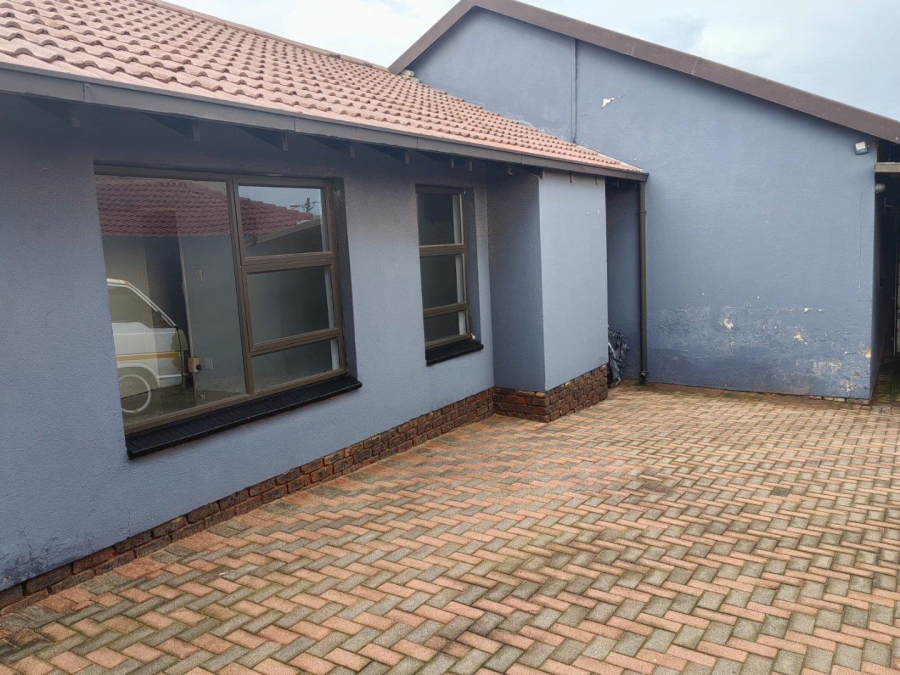 3 Bedroom Property for Sale in Kagiso Gauteng
