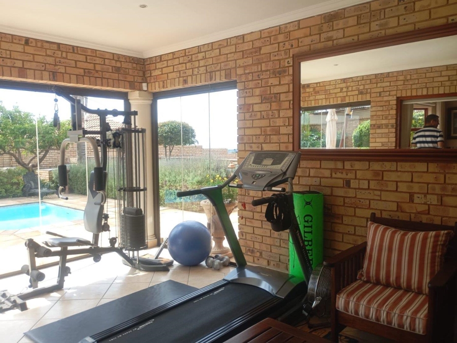 5 Bedroom Property for Sale in Chancliff Ridge Gauteng