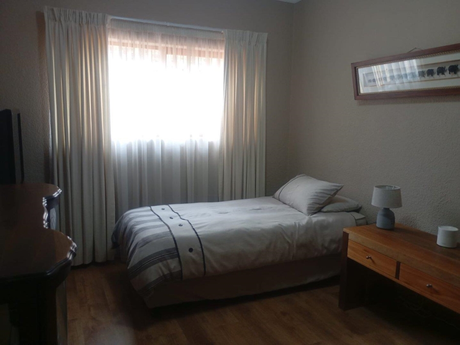 5 Bedroom Property for Sale in Chancliff Ridge Gauteng
