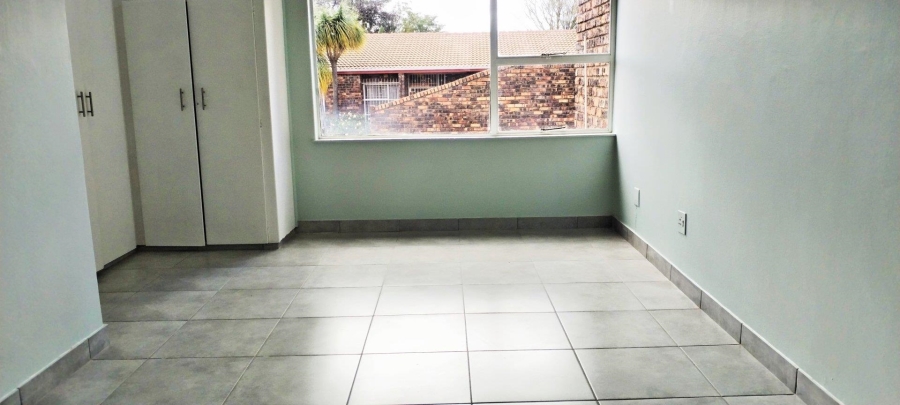 3 Bedroom Property for Sale in Rant En Dal Gauteng