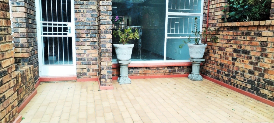 3 Bedroom Property for Sale in Rant En Dal Gauteng