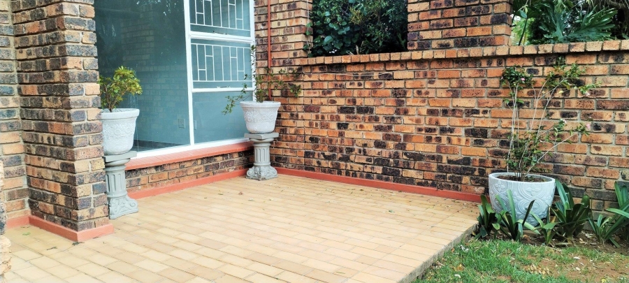 3 Bedroom Property for Sale in Rant En Dal Gauteng