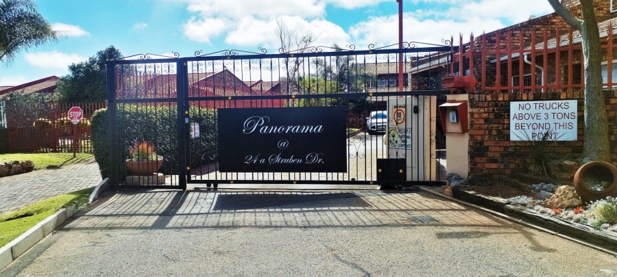 3 Bedroom Property for Sale in Rant En Dal Gauteng