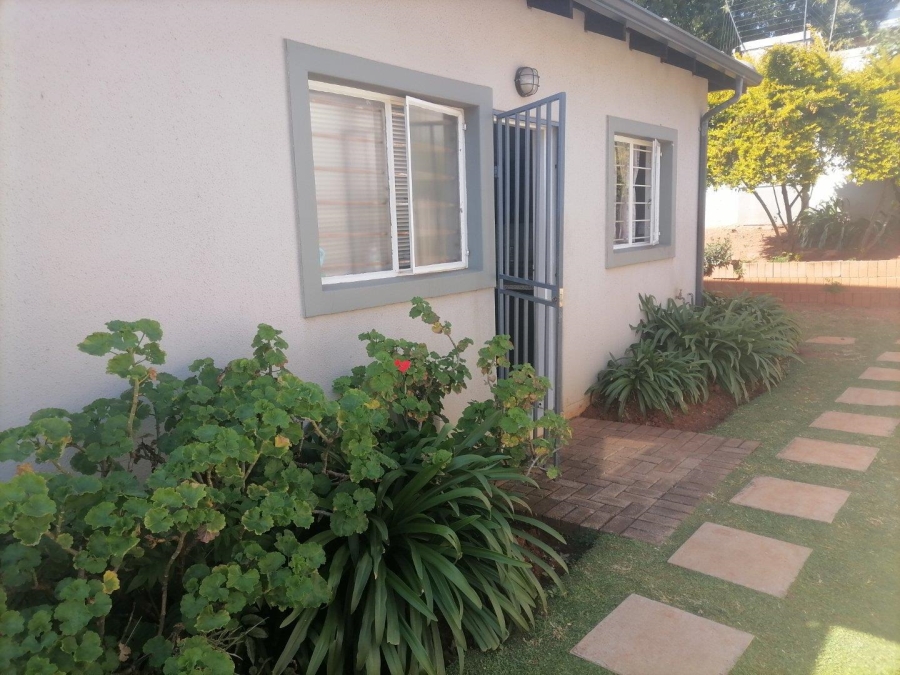 2 Bedroom Property for Sale in Amorosa Gauteng
