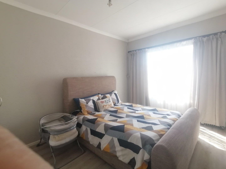 2 Bedroom Property for Sale in Amorosa Gauteng