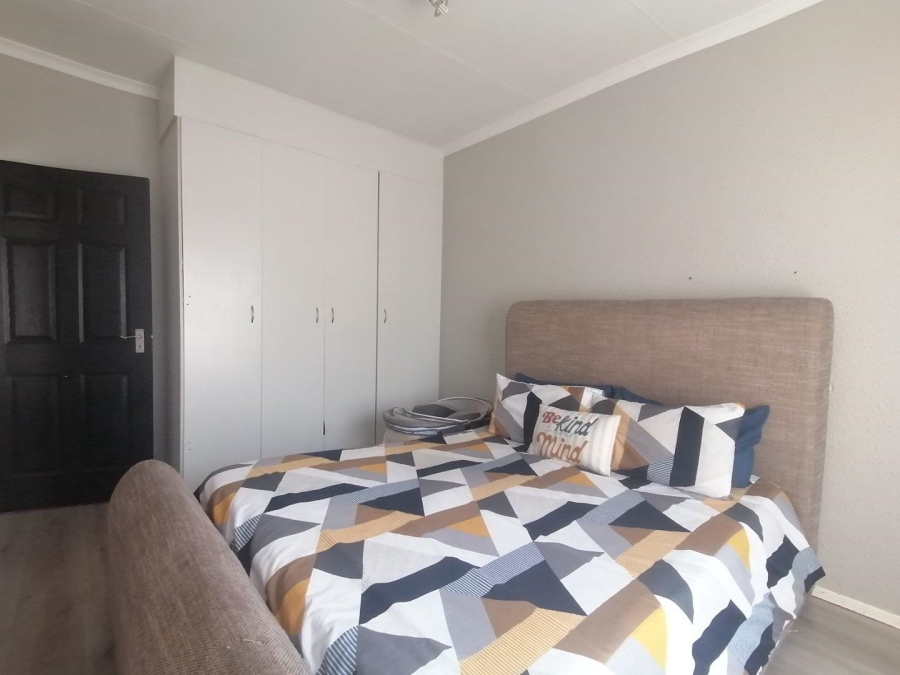 2 Bedroom Property for Sale in Amorosa Gauteng