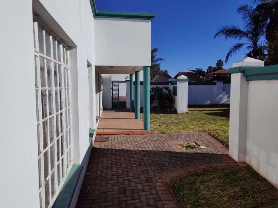 3 Bedroom Property for Sale in Hectorton Gauteng