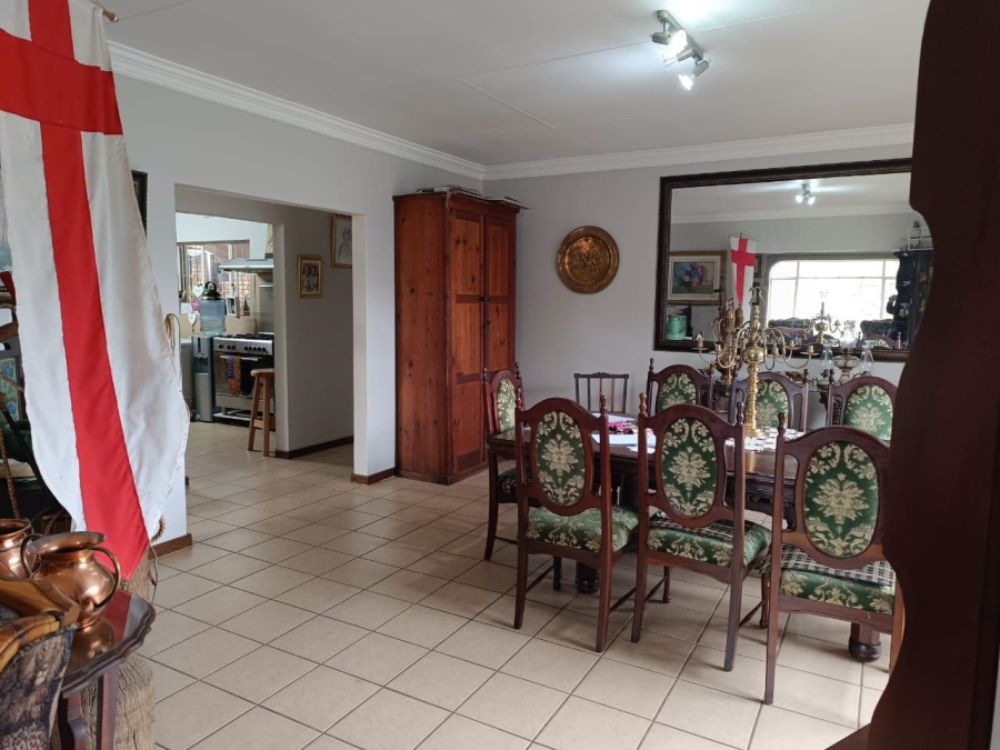 3 Bedroom Property for Sale in Helikonpark Gauteng