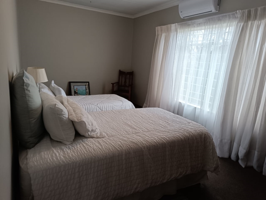 3 Bedroom Property for Sale in Helikonpark Gauteng