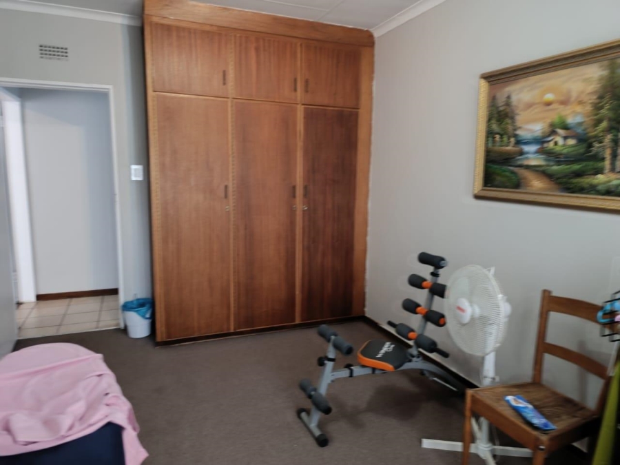 3 Bedroom Property for Sale in Helikonpark Gauteng
