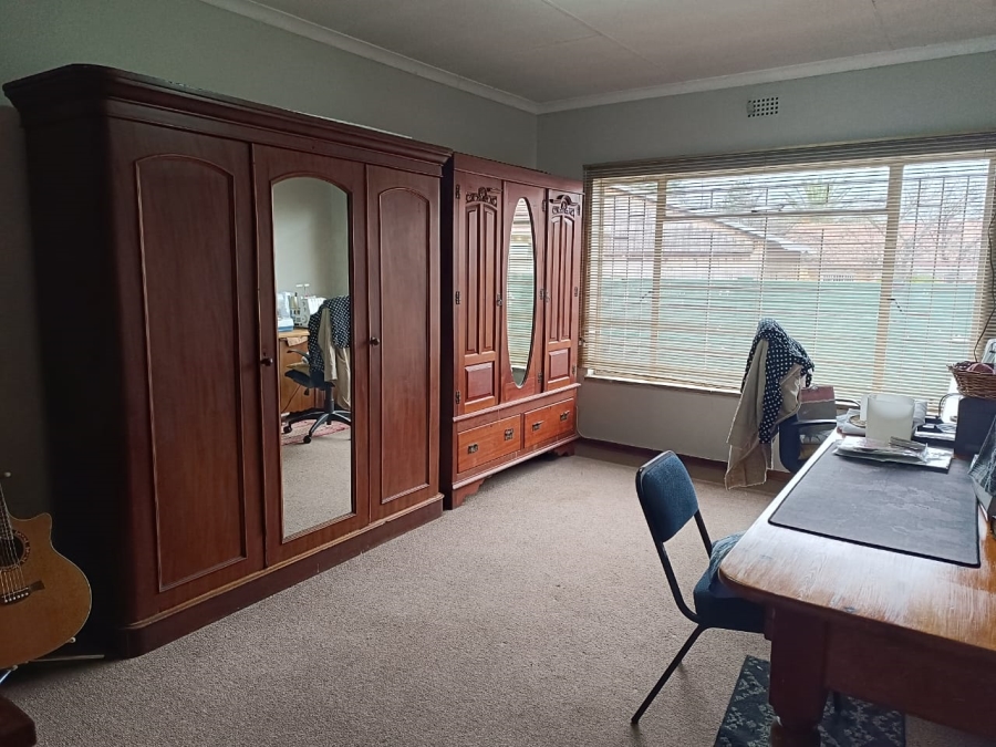 3 Bedroom Property for Sale in Helikonpark Gauteng